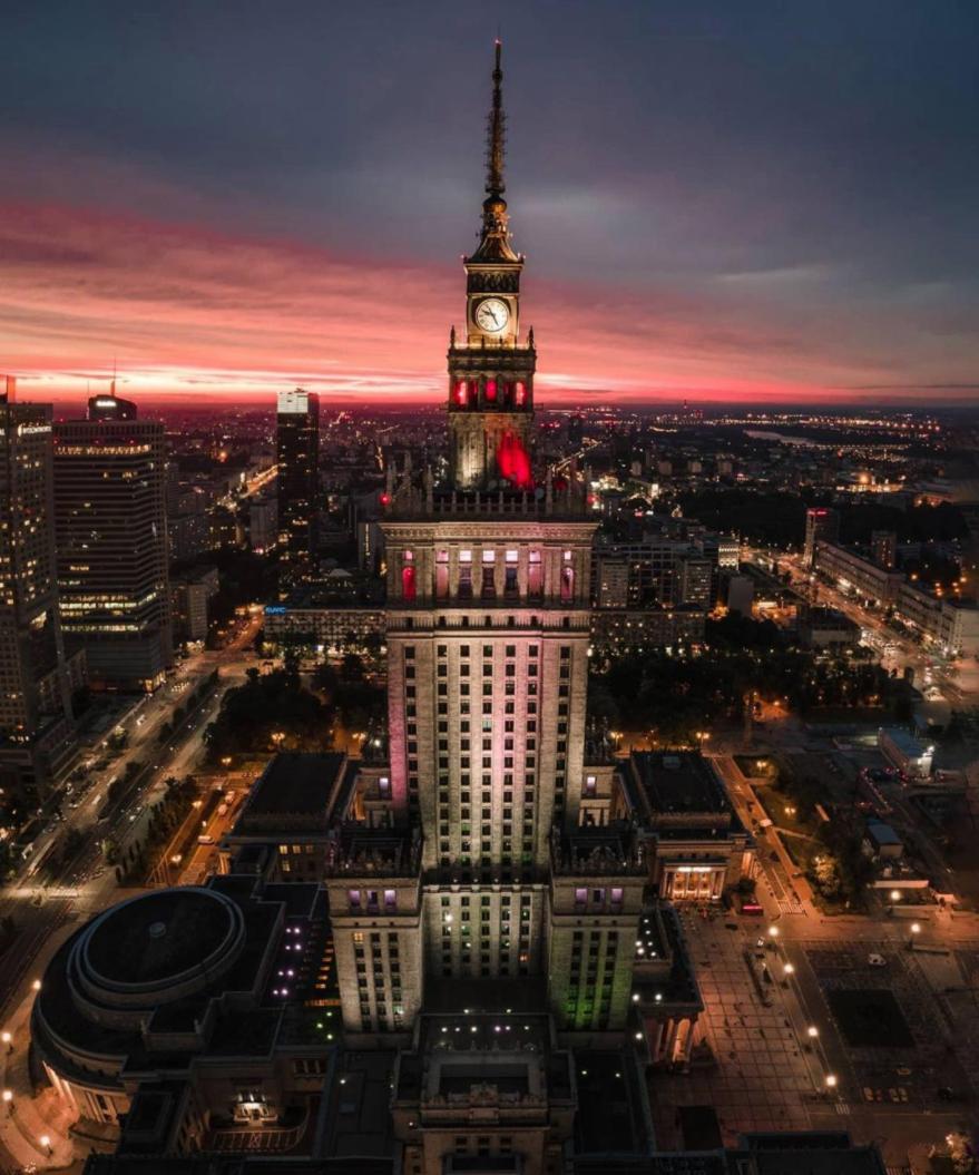 Palace 2 Wifi 600 Mbs 55'Tv Netflix Hbo 2Xmetro Appletv Varsovia Exterior foto