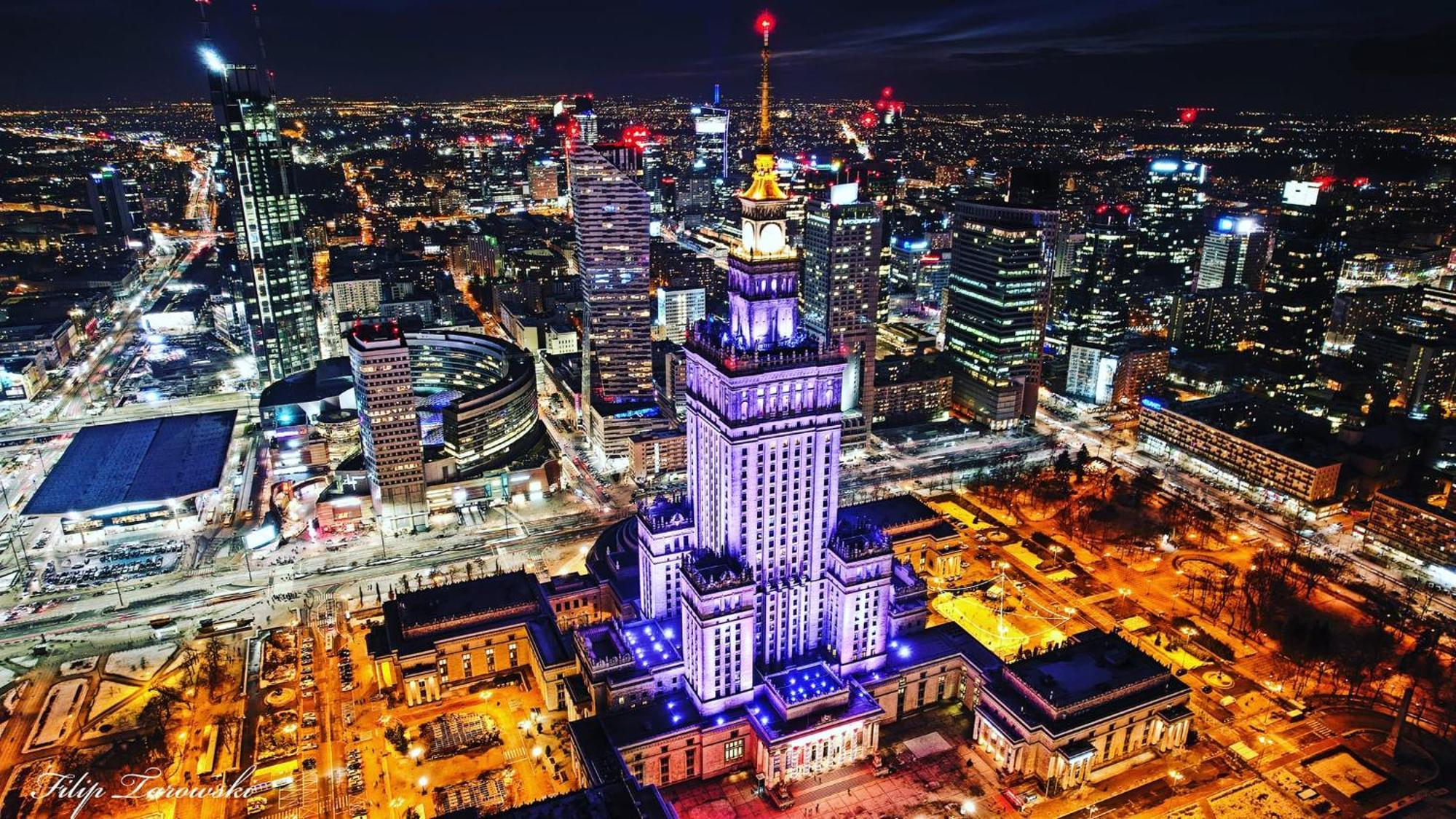 Palace 2 Wifi 600 Mbs 55'Tv Netflix Hbo 2Xmetro Appletv Varsovia Exterior foto