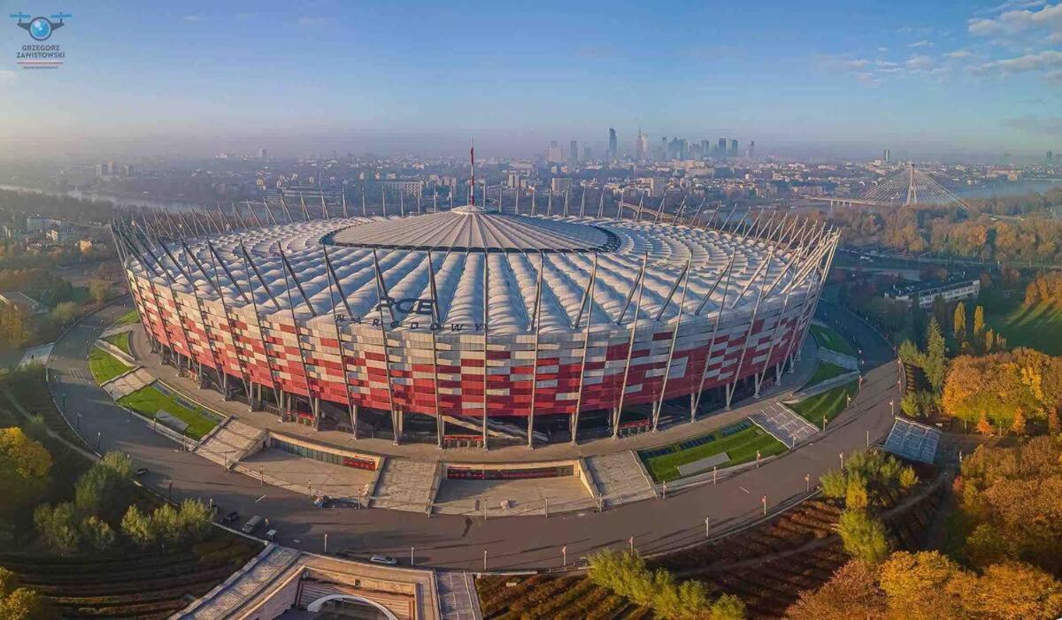 Palace 2 Wifi 600 Mbs 55'Tv Netflix Hbo 2Xmetro Appletv Varsovia Exterior foto